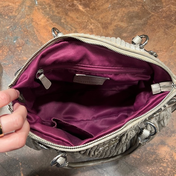 Coach Leather Purse, Limited Edition - Picture 3 of 15